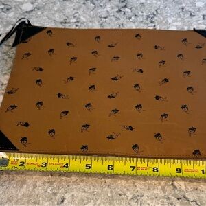 Izak Brown Patterned Men's Zippered Bag